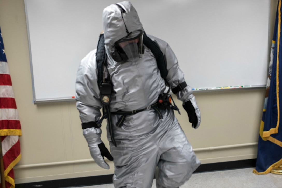 A prototype submarine steam suit gets tested during an orientation class at Naval Submarine Base New London, Groton,  Conn., March 8, 2017. Navy photo by John F. Williams