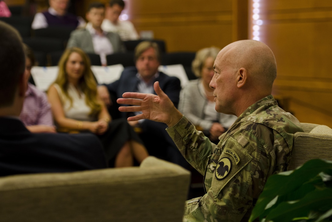 Lt. Gen. Charles D. Luckey, Chief, Army Reserve & Commanding General, U.S. Army Reserve Command, led an engaging discussion with students and cadets about leadership and professionalism at the Wake Forest University School of Business in Winston Salem, North Carolina, April 18, 2017. Wake Forest's law school has used the “Conversation with...” format for campus visitors over the past decade as a way of creating a comfortable and interactive atmosphere with the students, rather than having a scripted conversation. The university's business school chose to use the same model for Luckey's visit. (U.S. Army Reserve photo taken by Sgt. Stephanie Ramirez/Released)