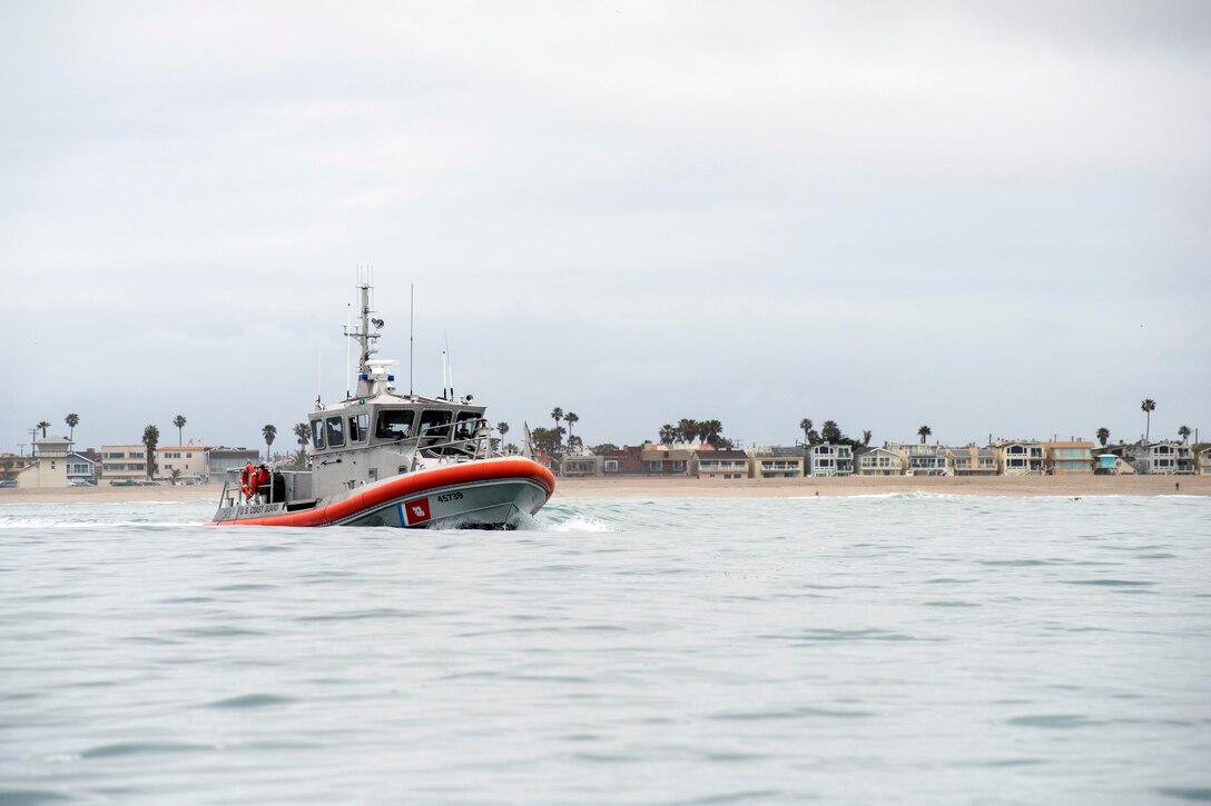 The Coast Guard and partner agencies conducted an ocean rescue demonstration near Ventura, California, April 18, 2017. Coast Guard photos by Petty Officer 3rd Class DaVonte Marrow