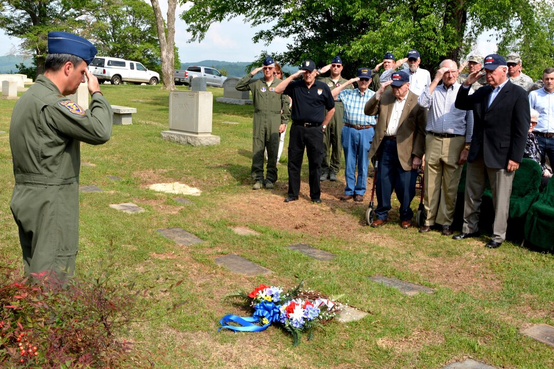 Maj. Michael Adams from the 106th Air Refueling Squadron lays a wreath on the grave of Pete Ray at the Forest Hills Cemetery in Birmingham Alabama April 19, 2017. Pete Ray, Leo Baker, Wade Gray and Riley Shamburger from the Alabama Air National Guard were shot down on April 19,1961 while flying B-26 bombers during the Bay of Pigs invasion. The Bay of Pigs was a Central Intelligence Agency mission. It was intended to use Cuban exiles to invade the island of Cuba and start a revolution against Fidel Castro. The mission was carried out in secrecy by Airmen from the Alabama Air National Guard. (U.S. Air National Guard photo by: Capt. Jonathan Russell)