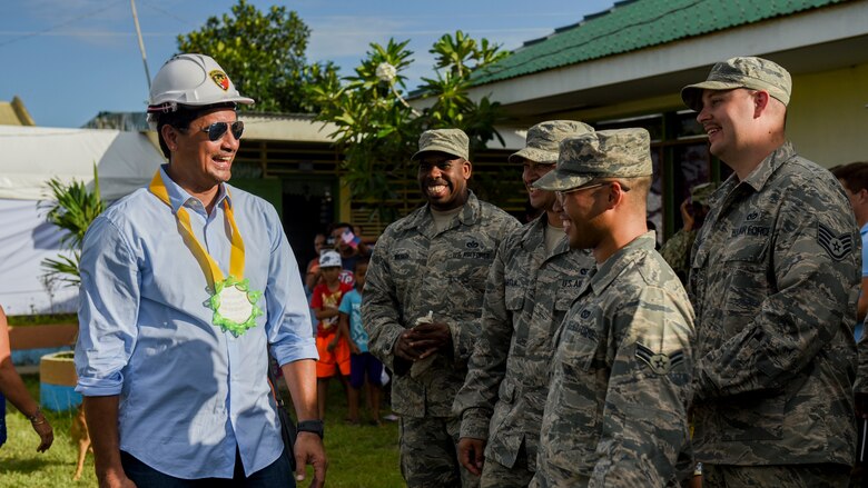 The Honorable Richard Gomez, mayor of Ormoc City, speaks with U.S. Air Force engineers during a groundbreaking ceremony for Balikatan 2017 in Ormoc City, Leyte, April 25, 2017. Leaders from the Armed Forces of the Philippines, U.S. military, and Ormoc City gathered to commemorate the beginning of engineering projects for new classrooms at Margen Elementary School in Ormoc City. Balikatan is an annual U.S.-Philippine military bilateral exercise focused on a variety of missions, including humanitarian assistance and disaster relief and counterterrorism. 
