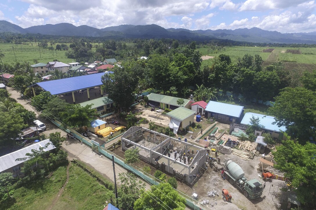 Armed Forces of the Philippines and U.S. military engineers build a classroom during Balikatan 2017 in Ormoc City, Leyte, April 24, 2017. AFP and U.S. military engineers worked together to build a new classroom at Don Carlos Elementary School in Ormoc City. Balikatan is an annual U.S.-Philippine military bilateral exercise focused on a variety of missions, including humanitarian assistance and disaster relief and counterterrorism. 