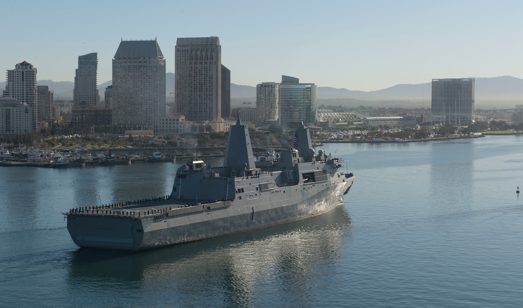 161118-N-MZ078-397
SAN DIEGO (Nov. 18, 2016)  San Antonio-class amphibious transport dock ship USS John P. Murtha (LPD 26) arrives to its new homeport Naval Base San Diego Nov. 18. (U.S. Navy photo by Seaman Lucas T. Hans/Released)