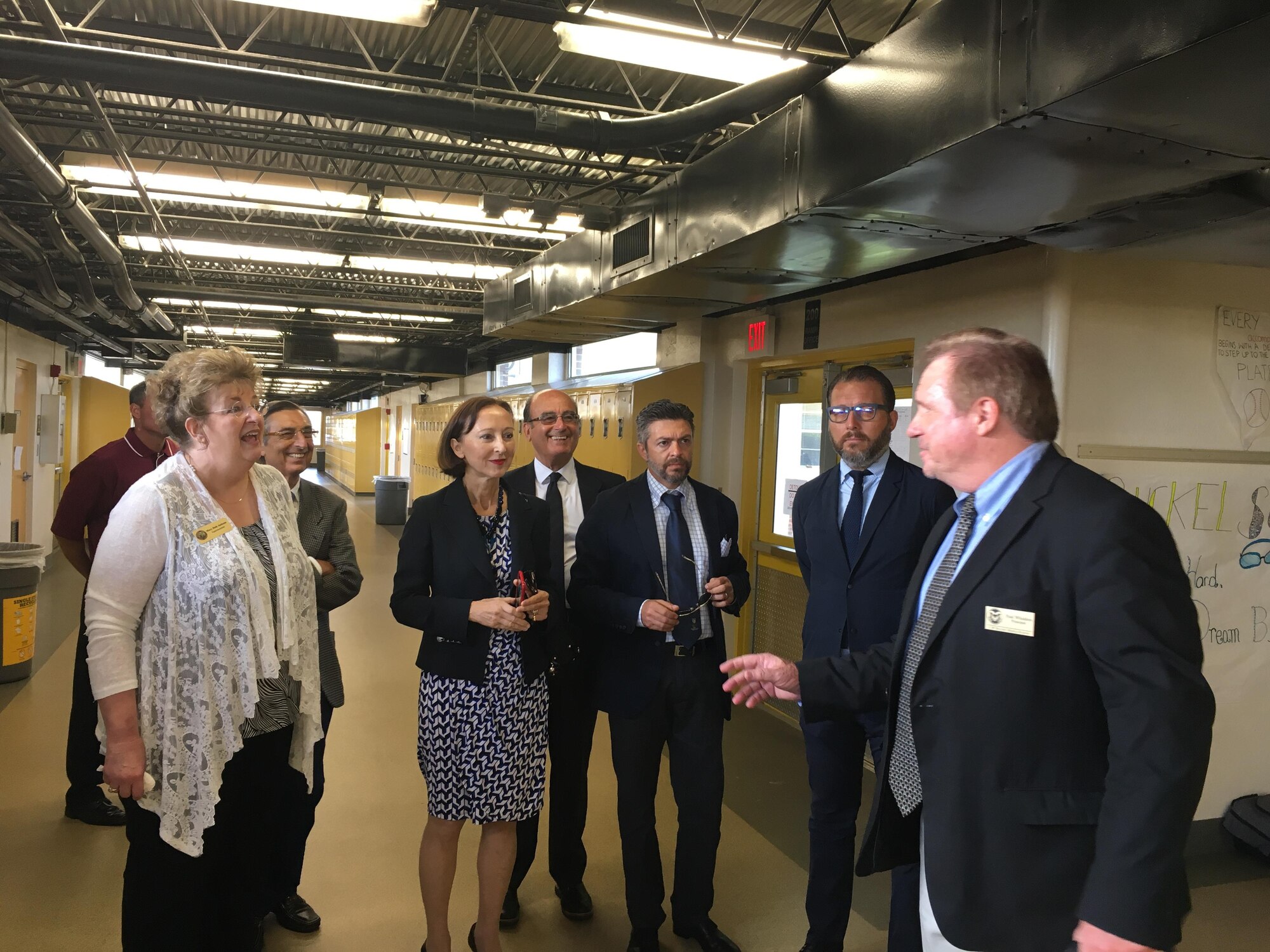 Italian Consul General Maria Bellelli, center, meets with members of Organization for the Development of Italian Language and Okaloosa County School District April 10, 2017, at Ruckel Middle School, Niceville, Fla. (Courtesy Photo)