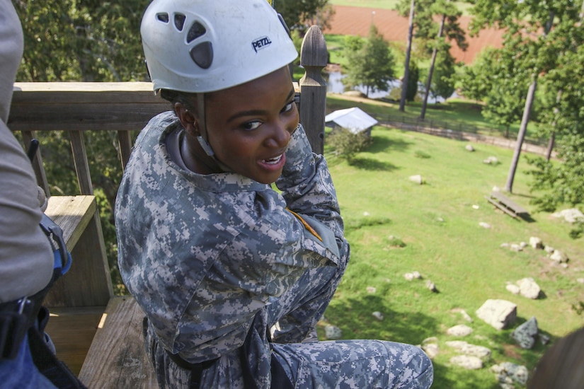 Former Miss USA, Army women making a difference in the lives of young women