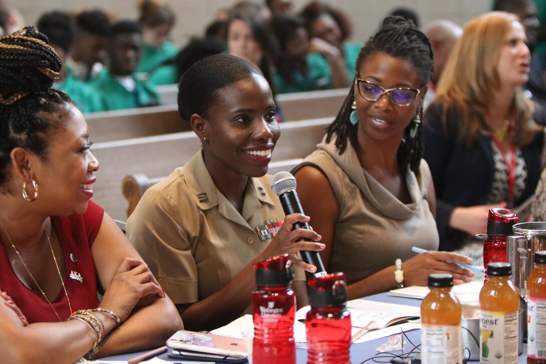 Captain Charlyne Delus, a Marine Corps officer from Miami, Fl., gives words of feedback to students participating in the Project Ready Case Competition at Washington University in St. Louis. Mo., July 26, 2017. The theme for this year’s Youth Summit was “Show Me: Turn Talk Into Action.” (U.S. Marine Corps photo by Sgt. Jennifer Webster/Released)