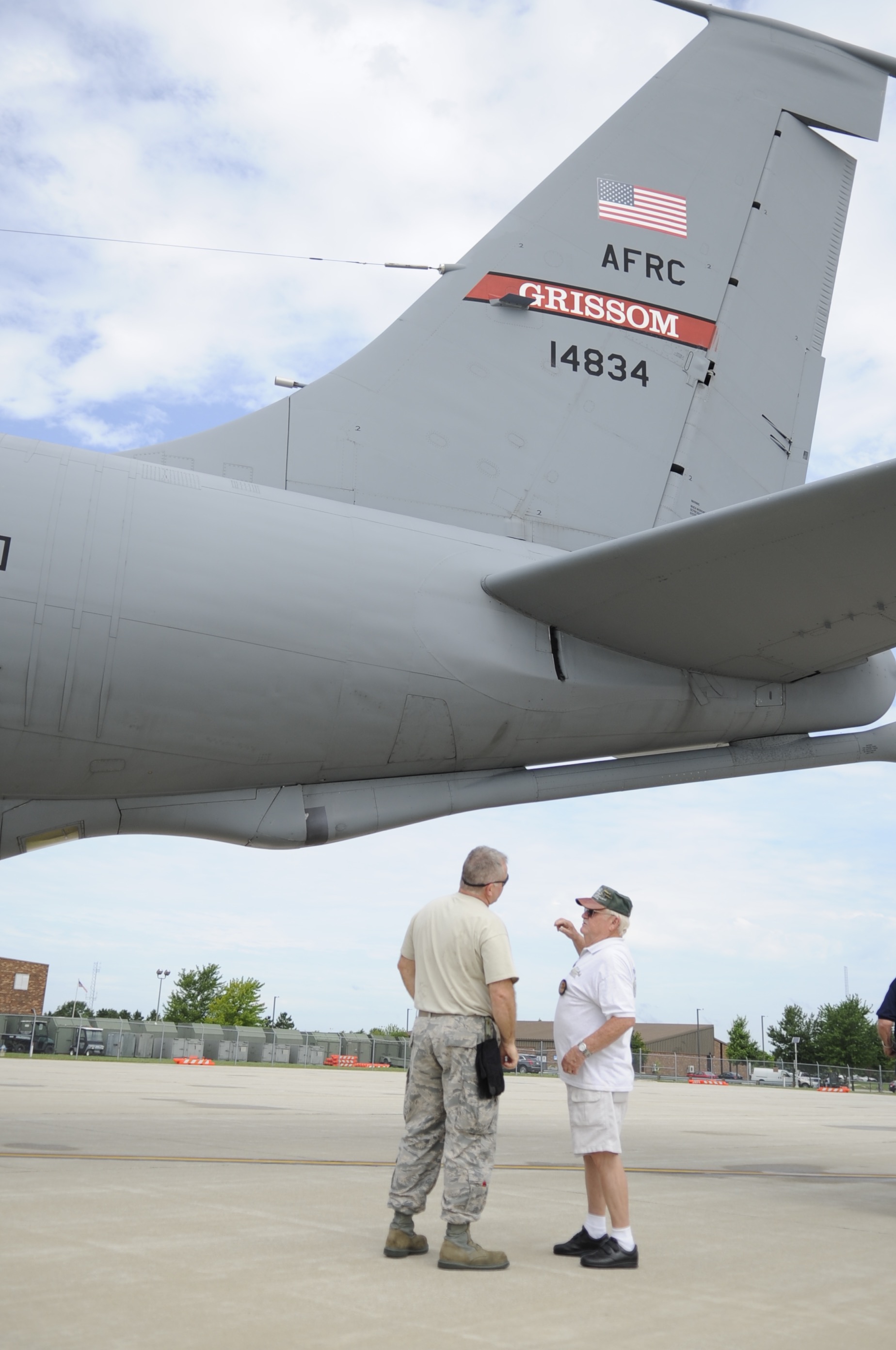 Vietnam era veterans tour Grissom > Grissom Air Reserve Base > Article