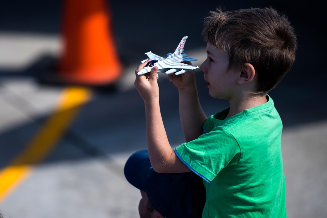 USAFE Airmen support Romanian air show