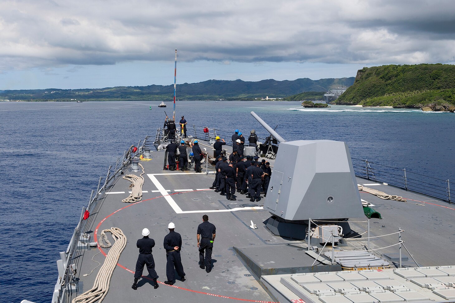 USS Sterett arrives in Guam for port visit