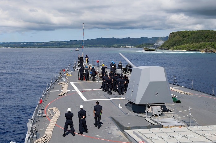 USS Sterett arrives in Guam for port visit