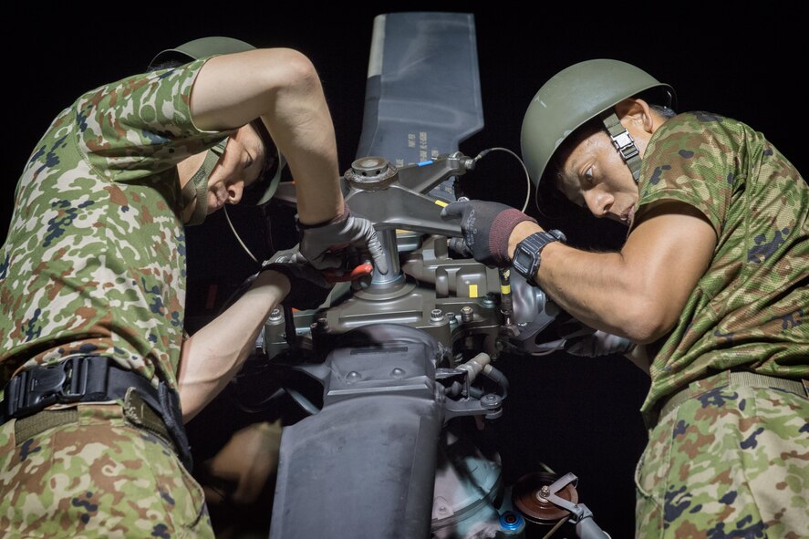 JGSDF, USAF participate in load engagement