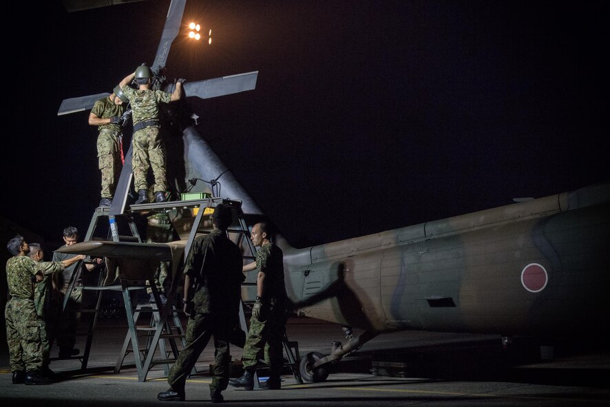JGSDF, USAF participate in load engagement