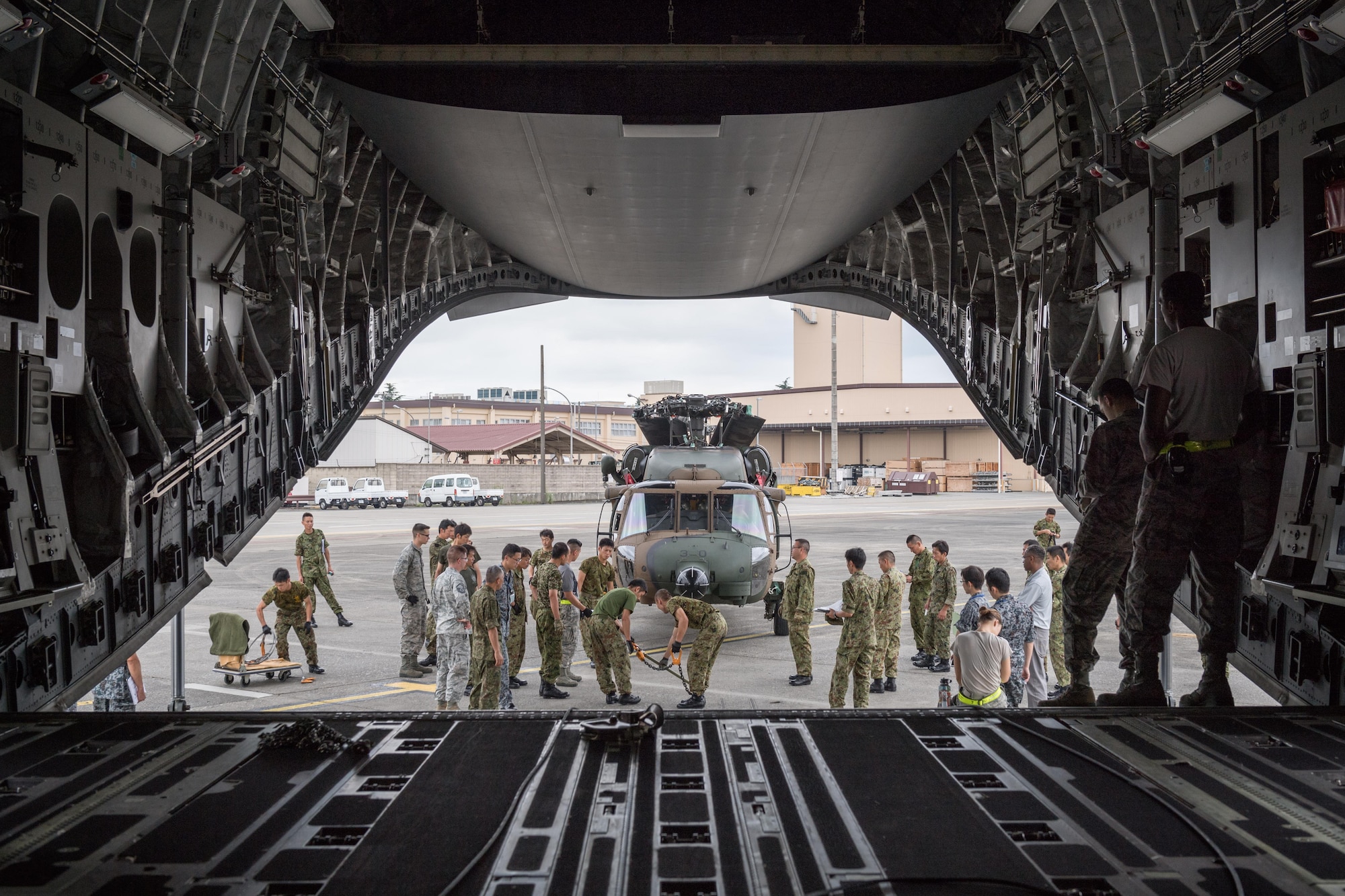 JGSDF, USAF participate in load engagement