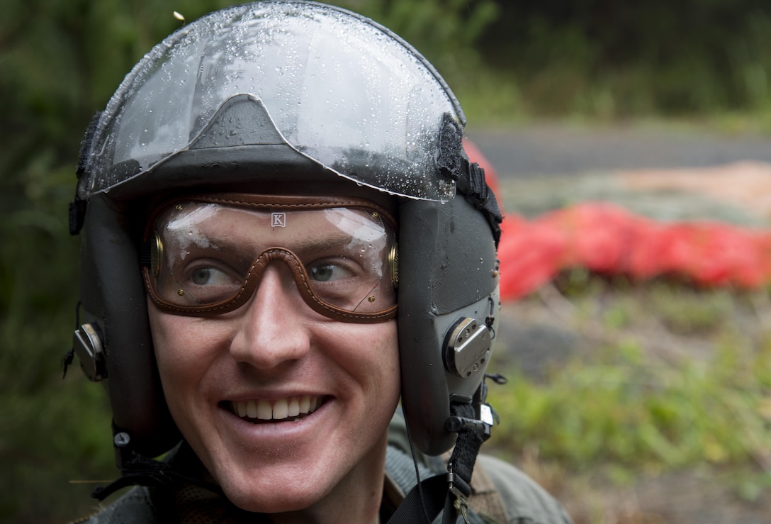 Cope Angel wings soar across mainland Japan