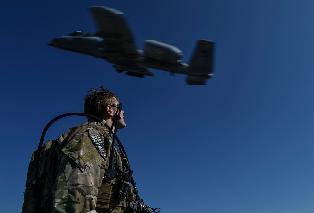 321 STS lands A-10's on highway in Estonia