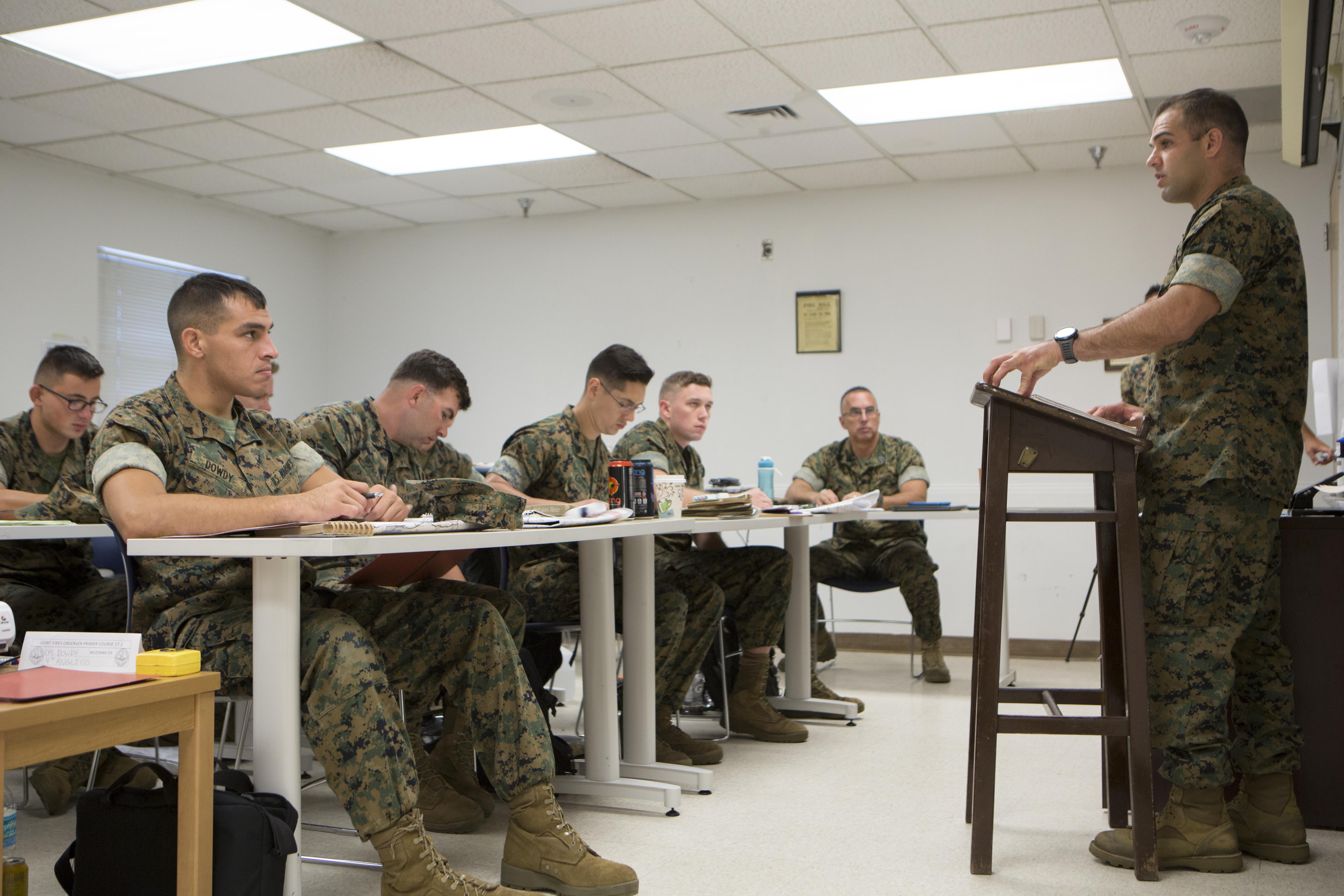 Reserve Marines complete first Joint Fires Observer primer course