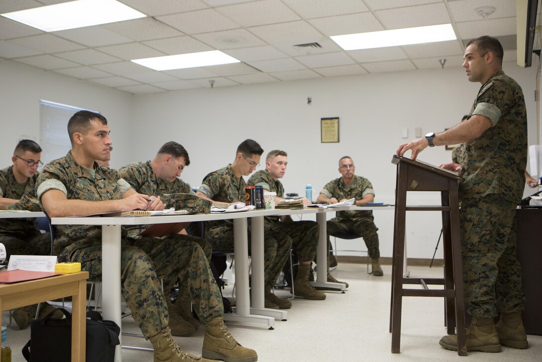 Marines with 4th Air Naval Ground Liaison Company and 6th ANGLICO, Force Headquarters Group, Marine Forces Reserve, and 3rd Force Reconnaissance Company, 4th Marine Division, MARFORRES, participate in the final exercise of the  4th ANGLICO sponsored Joint Fires Observer primer course at Avon Park Air Force Range in Avon Park, Florida, Aug. 11, 2017.