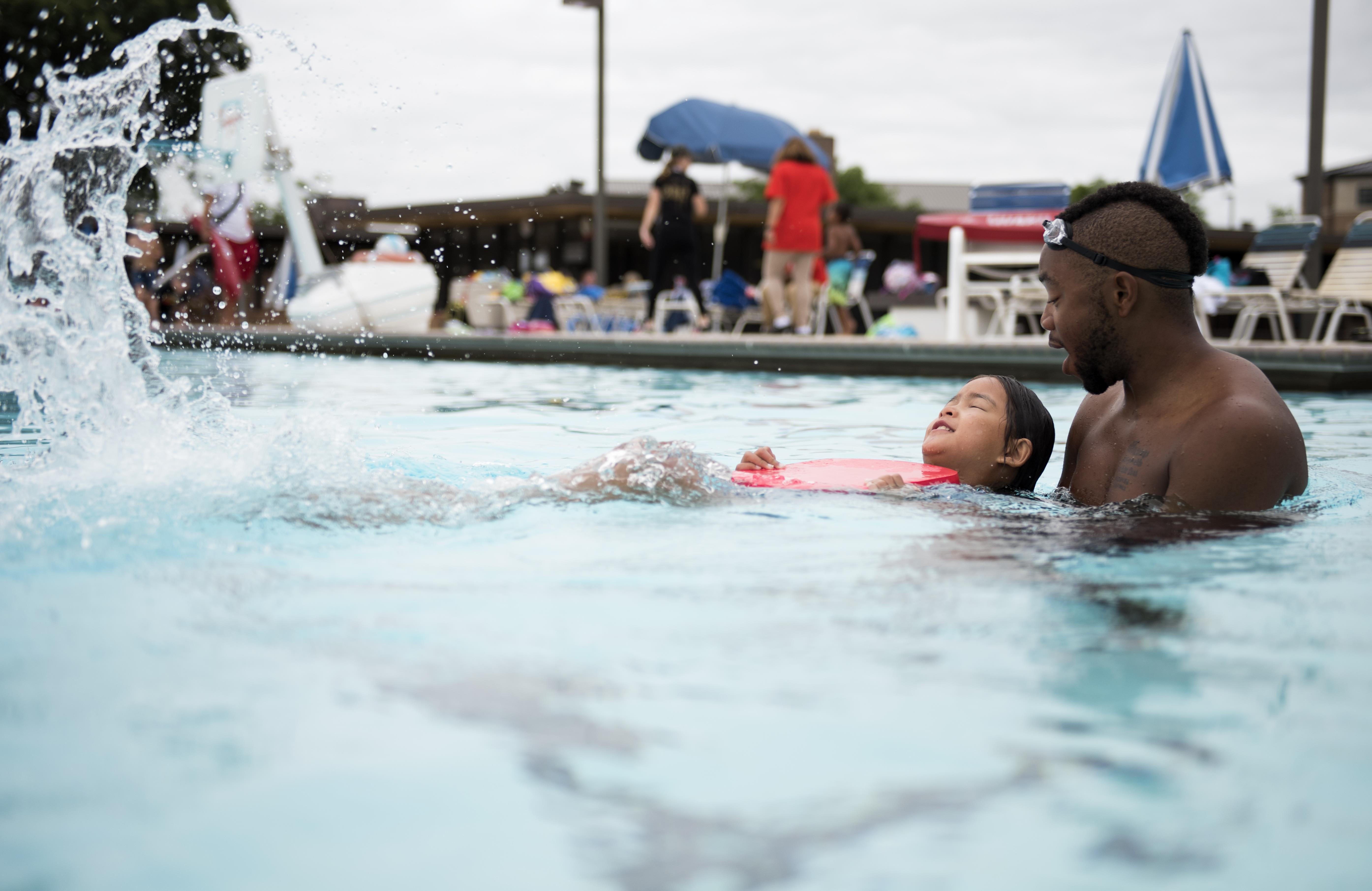 Sunshine, swim and safety with JBA youth > Joint Base Andrews > Article