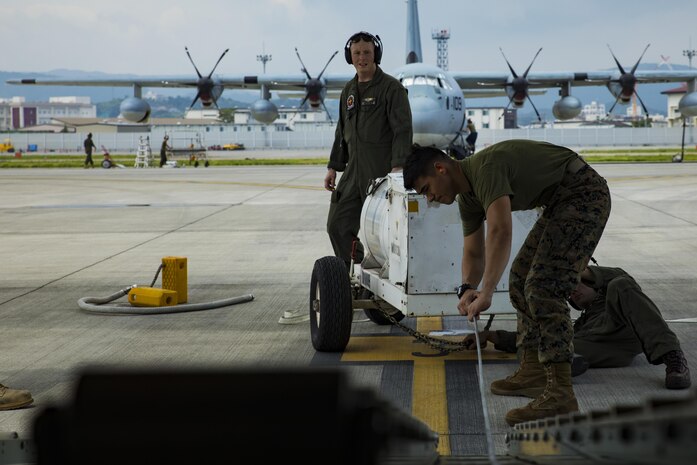 VMGR-152 arrives at Whidbey Island for unit-level training