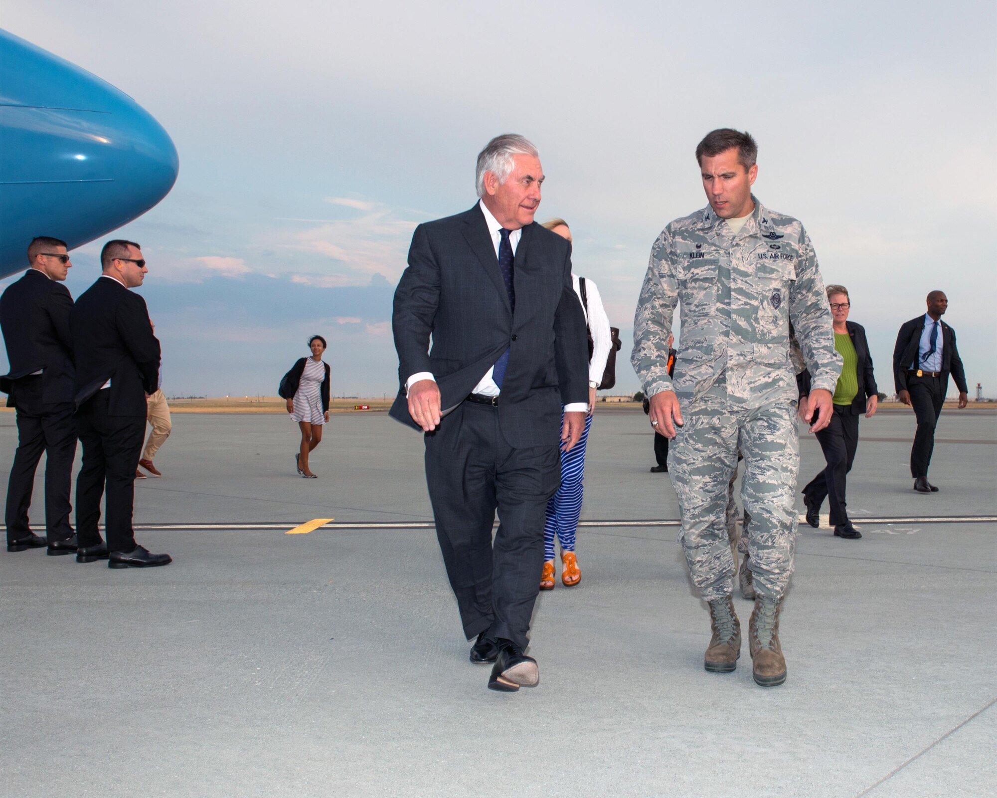 Secretary of State Rex Tillerson arrives at Travis Air Force Base, Calif., during a gas and go, Aug. 3, 2017. Tillerson stopped at Travis before heading to Manila, Philippines to attend the Association of Southeast Asian Nations Summit. (U.S. Air Force photo by Louis Briscese)
