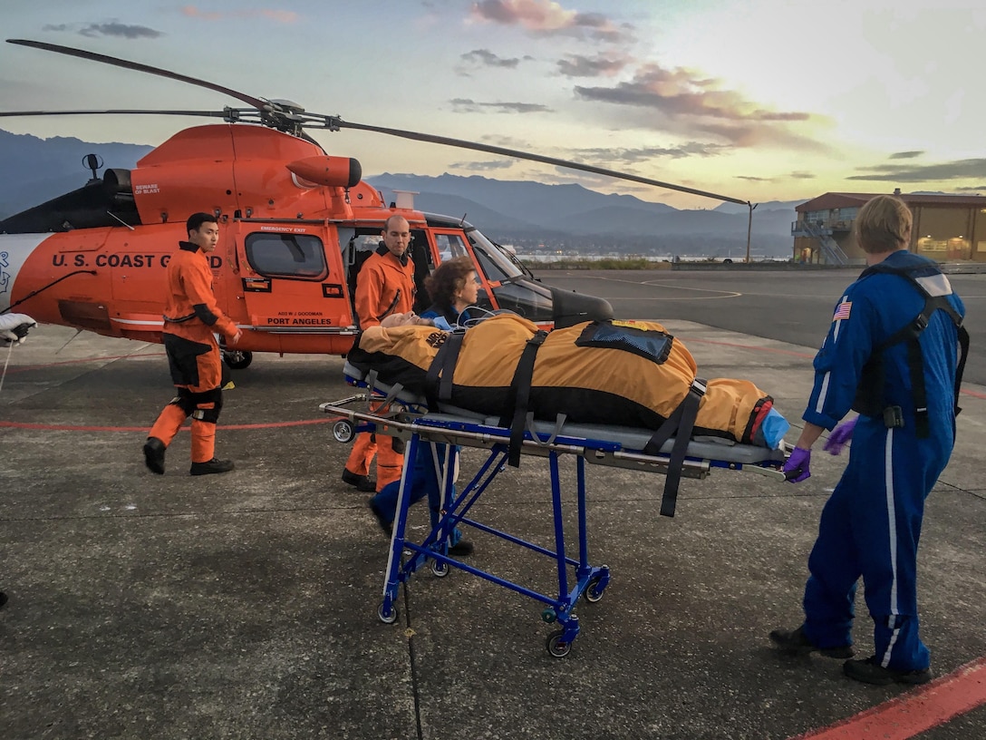 Photo of a Coast Guard medevac