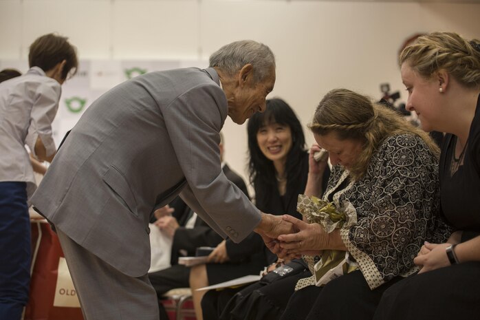 Marine returns Japanese WWII flag to original family