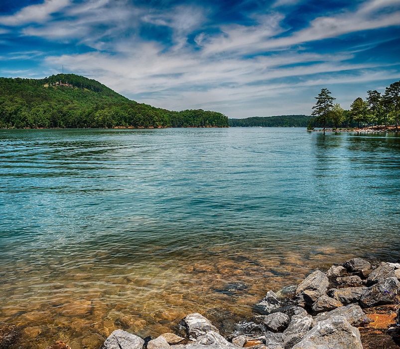 A visit to Allatoona Lake in Georgia is well worth the trip with breathtaking beaches, 14 day-use parks and 576 campsites for public use. The project lake also features a variety of recreation facilities including ball fields, fishing jetties, picnic tables, horse-shoe pits, volleyball areas, and large picnic shelters. Bring the family and stay for the weekend!