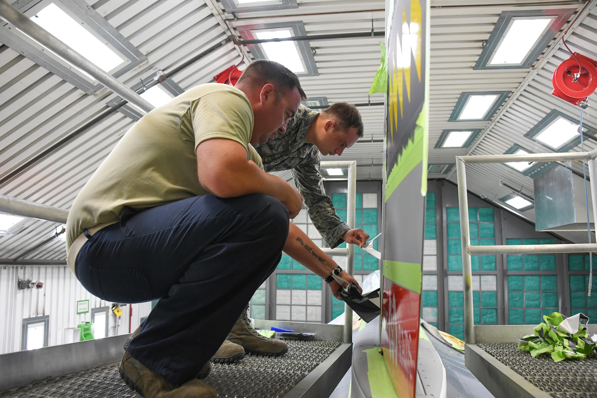 New tail commemorates final Hill AFB F-16