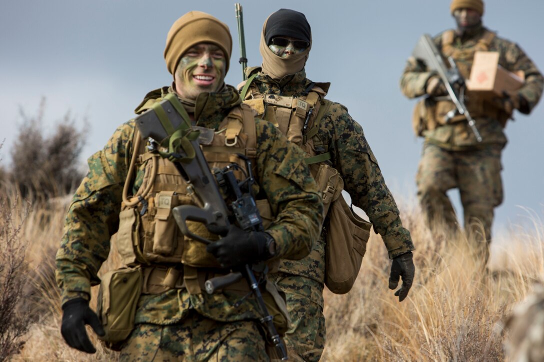 U.S. Marines and Sailors with 5th Air Naval Gunfire Liaison Company, III Marine Headquarters Group, III Marine Expeditionary Force, embark on a field exercise with the New Zealand Army 16th Field Artillery Regiment at Waiouru Military Training Facility, Waiouru, New Zealand, July 26, 2017. The purpose of this exercise is to improve U.S. and NZ targeting and fire support familiarization and interoperability. (U.S. Marine Corps photo by MCIPAC Combat Camera Lance Cpl. André T. Peterson)
