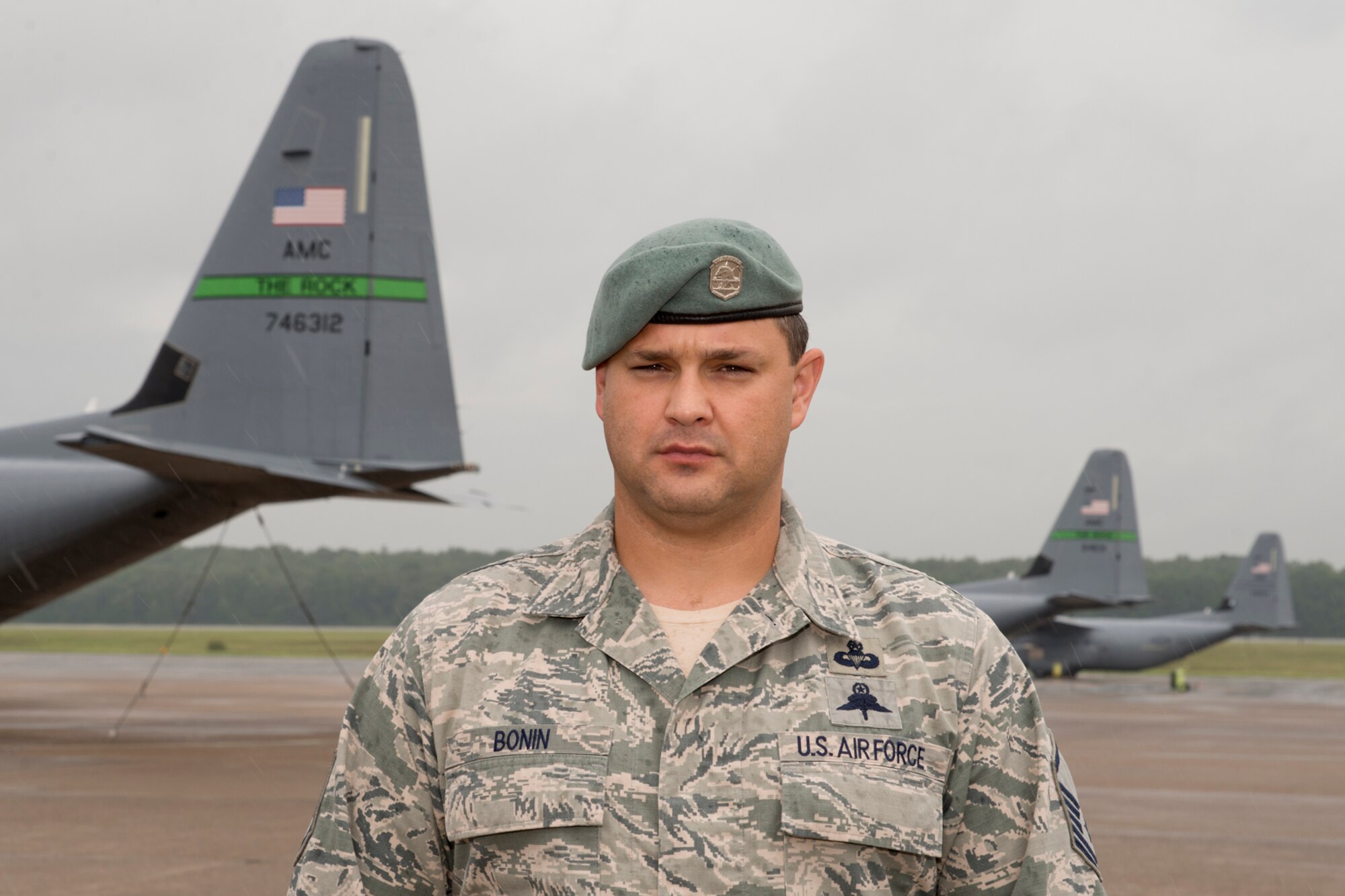 913th OSS CAW