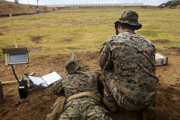 hunters-from-afar-scout-sniper-candidates-practice-accuracy-marine