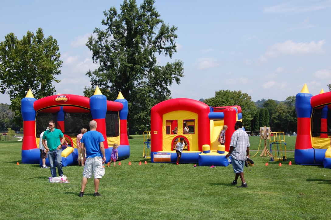 DLA Distribution Susquehanna honors employees, family members during 3rd Annual Organization Day and FMWR SummerFest: Local legislators, media invited to learn more about DDSP mission