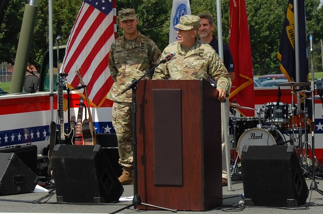 DLA Distribution Susquehanna honors employees, family members during 3rd Annual Organization Day and FMWR SummerFest: Local legislators, media invited to learn more about DDSP mission
