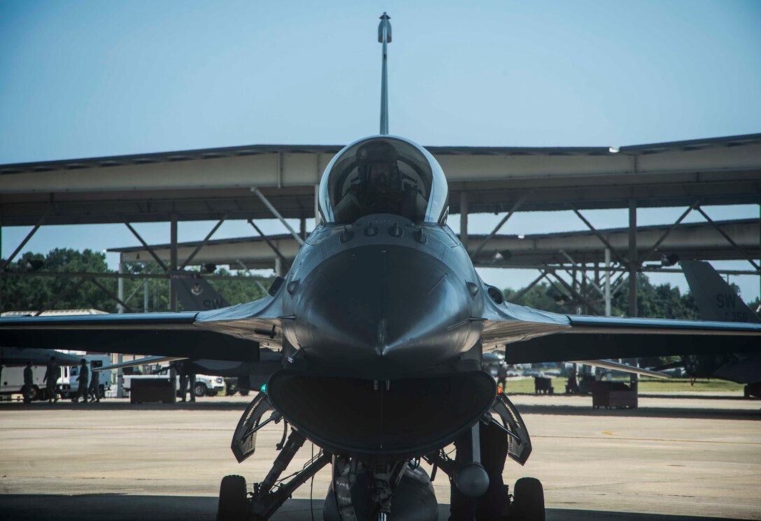 A 20th Fighter Wing (FW) F-16CM Fighting Falcon is prepared for take off at Shaw Air Force Base (AFB,) S.C., July 21, 2017. Flagship aircraft from the 20th FW, the 55th, 77th and 79th Fighter Squadrons (FS) flew a four-ship formation flight in commemoration of the 55th FS’s 100th anniverary,which was celebrated Aug. 9, 2017. (U.S. Air Force photo by Tech. Sgt. Gregory Brook)