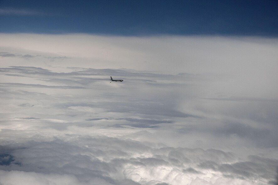 Eclipse flight on KC-135 Stratotanker