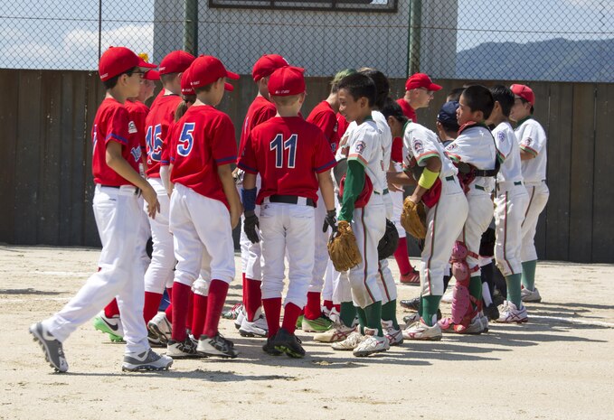 Friendly Baseball Tournament unites American, Japanese families