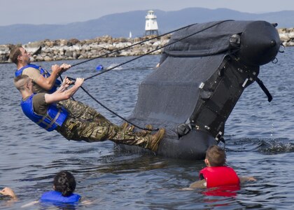 Amphibious zodiac boat training