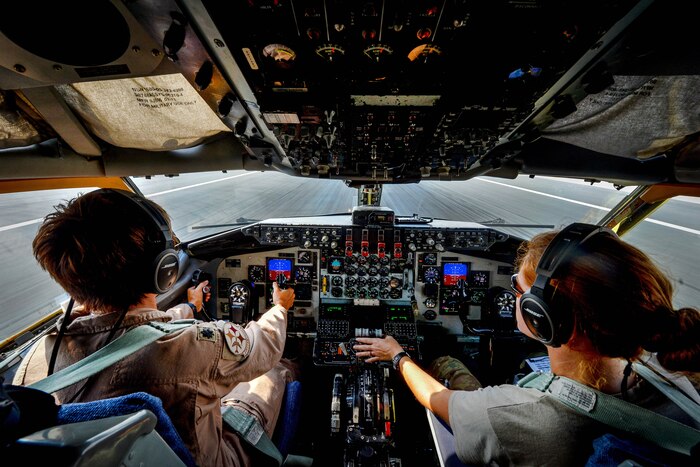Air Force pilots land KC-135 Stratotanker.