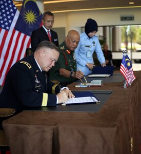 Malaysia signs SPP agreement with Washington National Guard