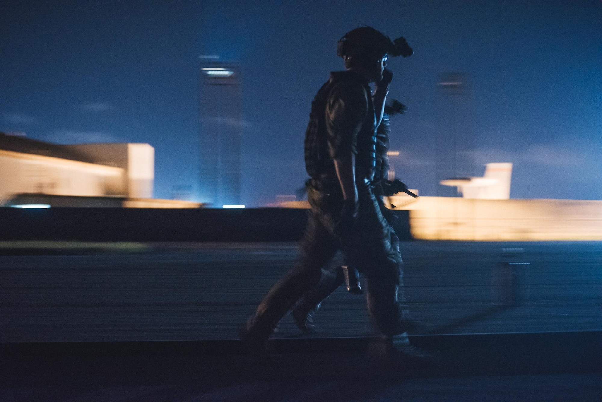 Kadena forward area refueling point team conducts nighttime refueling training