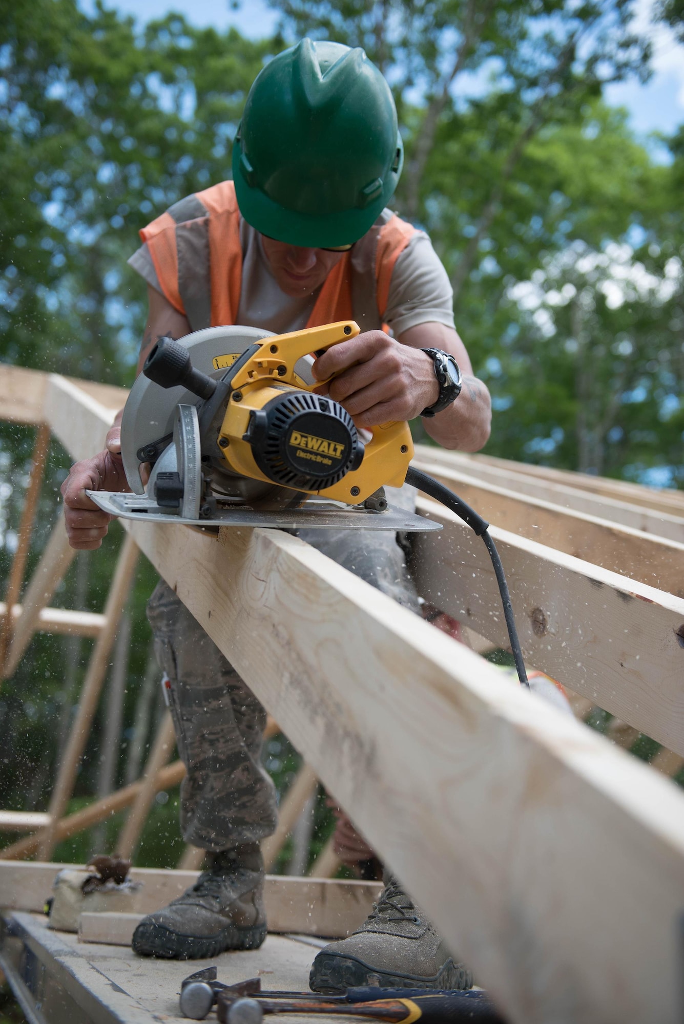 Engineers conduct training in Maine