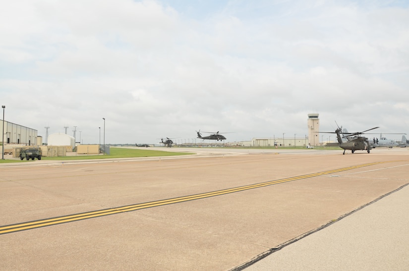 Army Reserve Aviation Command supports Hurricane Harvey Relief Efforts