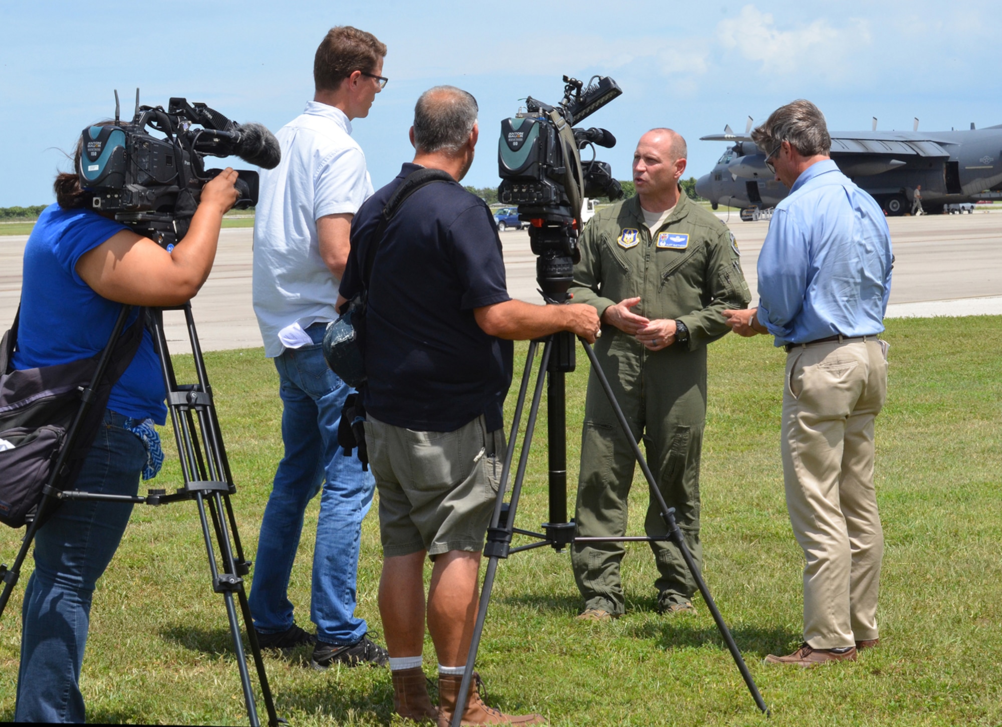 The local media covered approximately 90 Citizen Airmen from the 920th Rescue Wing as they deployed to Texas to exercise their hurricane relief capabilities August 28, 2017. Wing Airmen launched three HH-60G Pave Hawk combat-search-and-rescue helicopters and two combat king HC-130P/N aerial refueling aircraft to Naval Air Station Ft. Worth Joint Reserve Base where Tenth Air Force Headquarters is located. If the Federal Emergency Management Agency or Air Combat Command gives the order to provide disaster relief following Hurricane Harvey’s devastating effects to the state, the 920th will be ready to help. (U.S. Air Force photo/Maj. Cathleen Snow)