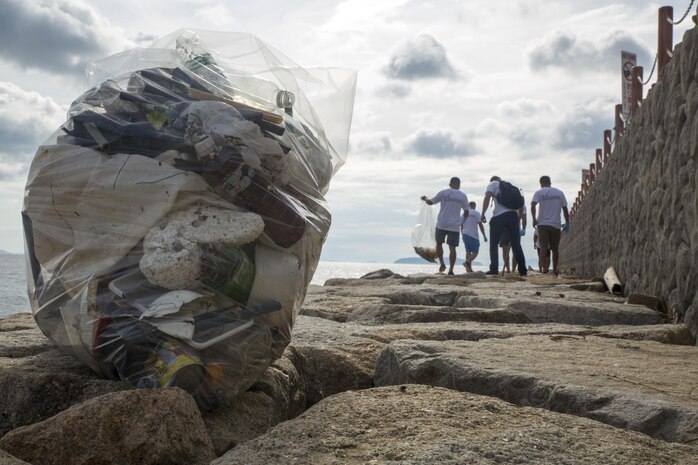 Single Marine Program volunteers cleanup Yuu Beach