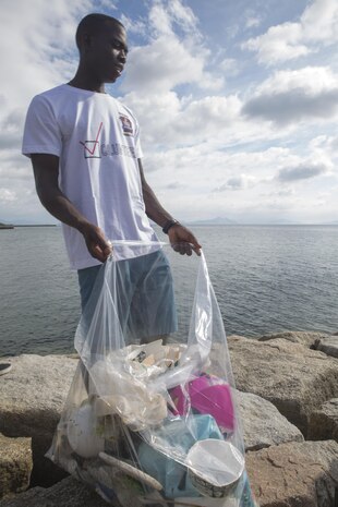 Single Marine Program volunteers cleanup Yuu Beach