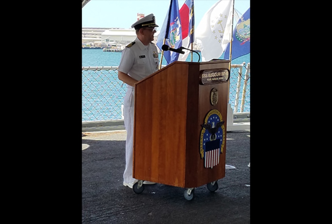 U.S. Navy Cmdr. Thomas R. Marszalek, director of DLA Maritime Pearl Harbor retires