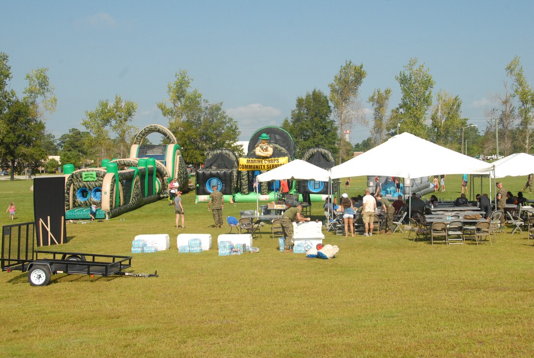 On August 18, 2017 MCES held a Kids Rock Day which allowed the Marines and civilians within MCES the opportunity to bring their children to the Command.  Throughout the day parents and children participated in engineer, utilities, and Marine themed activities which showcased their parents' contribution to MCES.