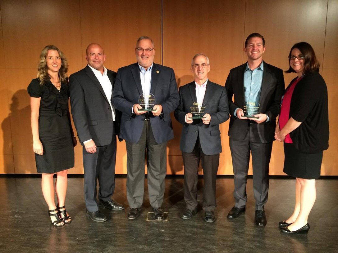 Naval Surface Warfare Center, Crane Division (NSWC Crane) was recognized for two different Technology Transfer (T2) awards during Tuesday’s Federal Laboratory Consortium (FLC) Midwest and Southeast Regional Meeting.
NSWC Crane’s partnership with GoX Studio received the 2017 Midwest Regional Excellence in T2 award, and NSWC Crane’s partnership with Ohio Aerospace Institute (OAI) and NASA Glenn Research Center received the 2017 Midwest Region Interagency Partnership Award.