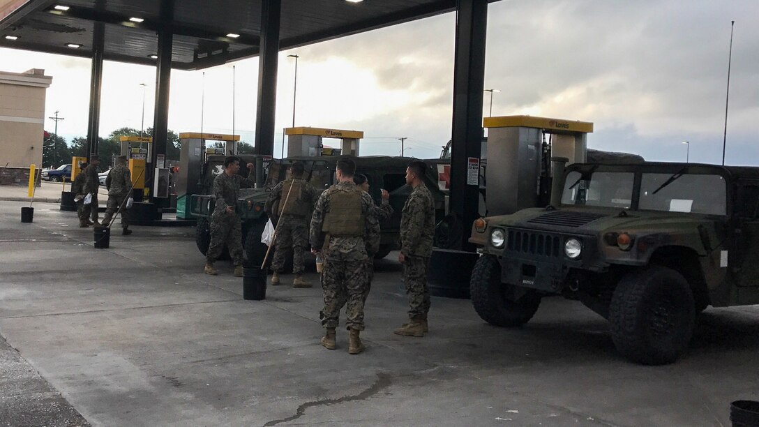 4th Reconnaissance Bn. executes rescue operations during Hurricane Harvey