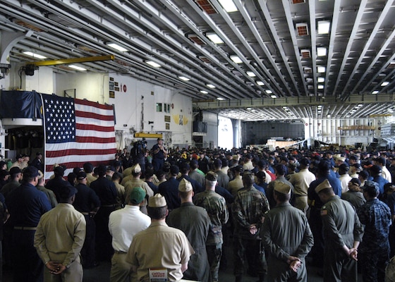 050915-N-7202W-003

ABOARD USS IWO JIMA (LHD 7), New Orleans -- U.S. Coast Guard Vice Adm. Thad W. Allen, principle federal official (PFO) for federal response to Hurricane Katrina, addresses the crew of USS Iwo Jima (LHD 7) September 15 during an all hands call in the shipís hangar bay. Iwo departed Norfolk August 31 to join relief and recovery efforts in the Gulf of Mexico following devastation in the wake of Hurricane Katrina.

U.S. Navy Photo by Photographer's Mate Airman (AW) Amanda Williams